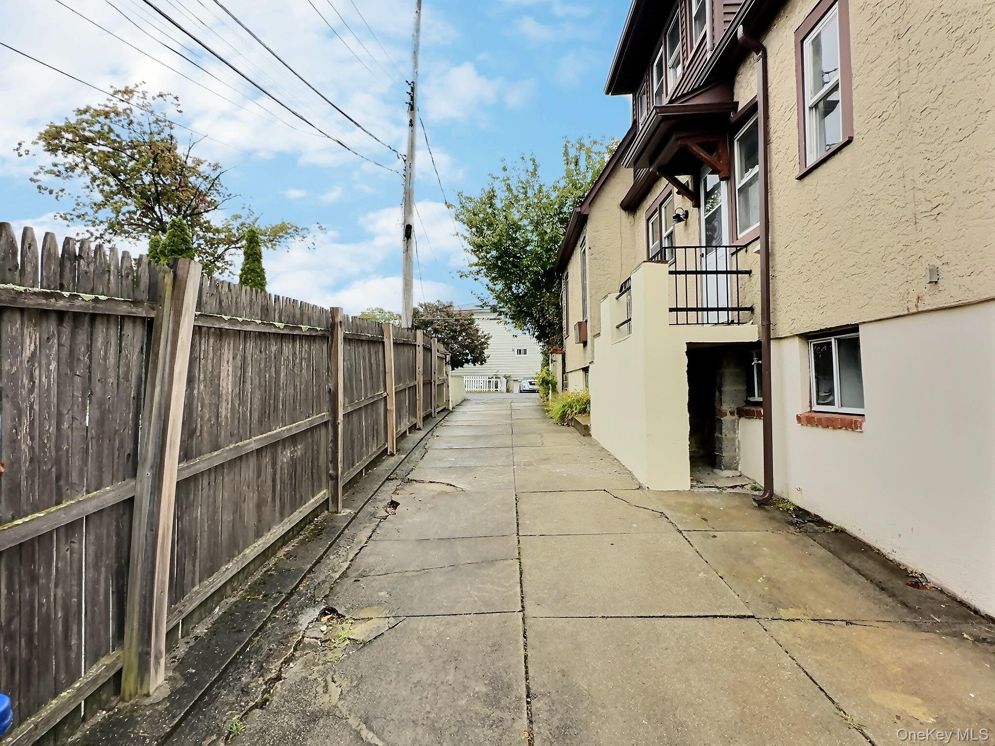 #7 photo, 72 Gibson Place, Yonkers , NY 10705