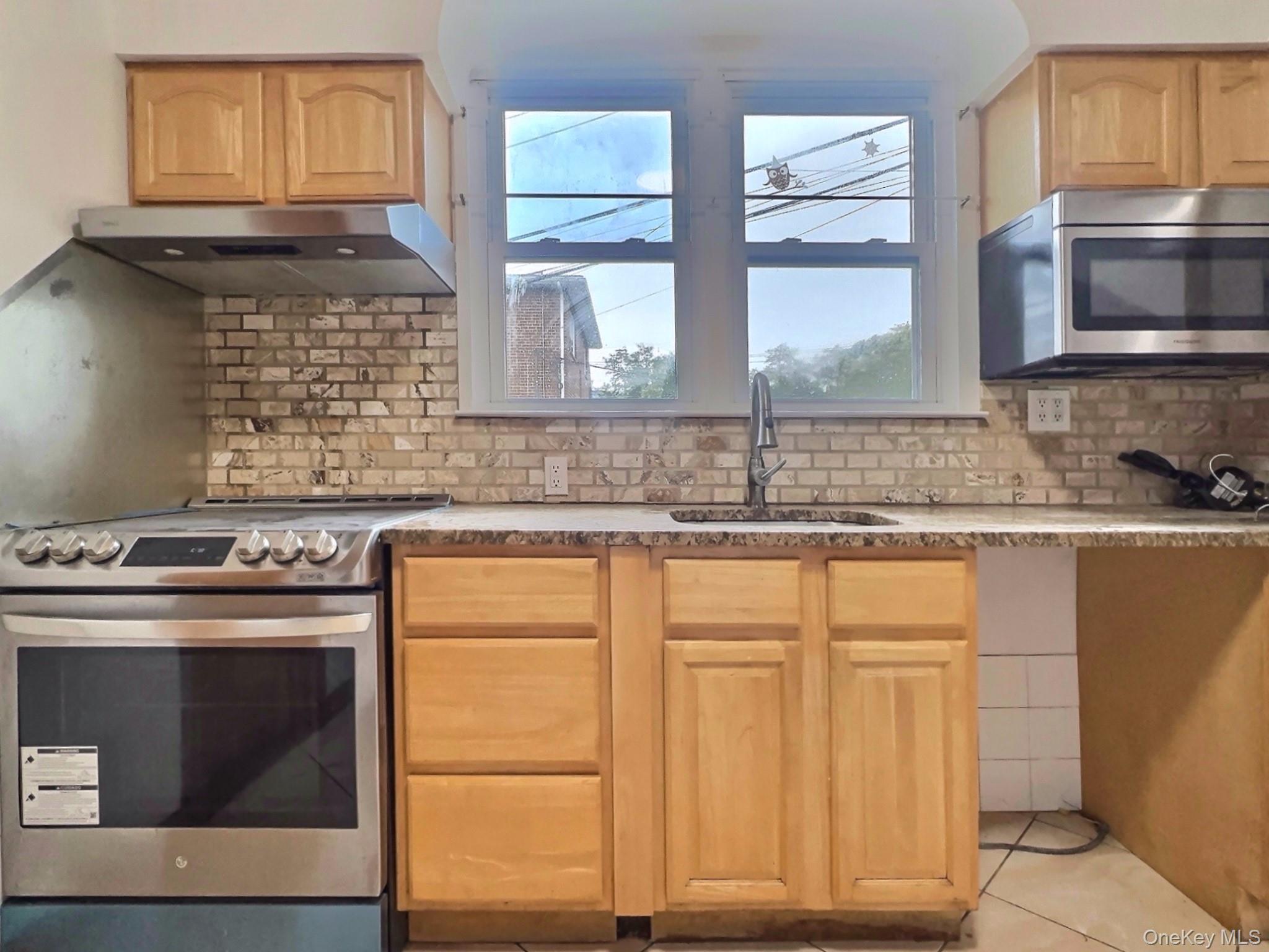 #9 photo, 72 Gibson Place, Yonkers , NY 10705