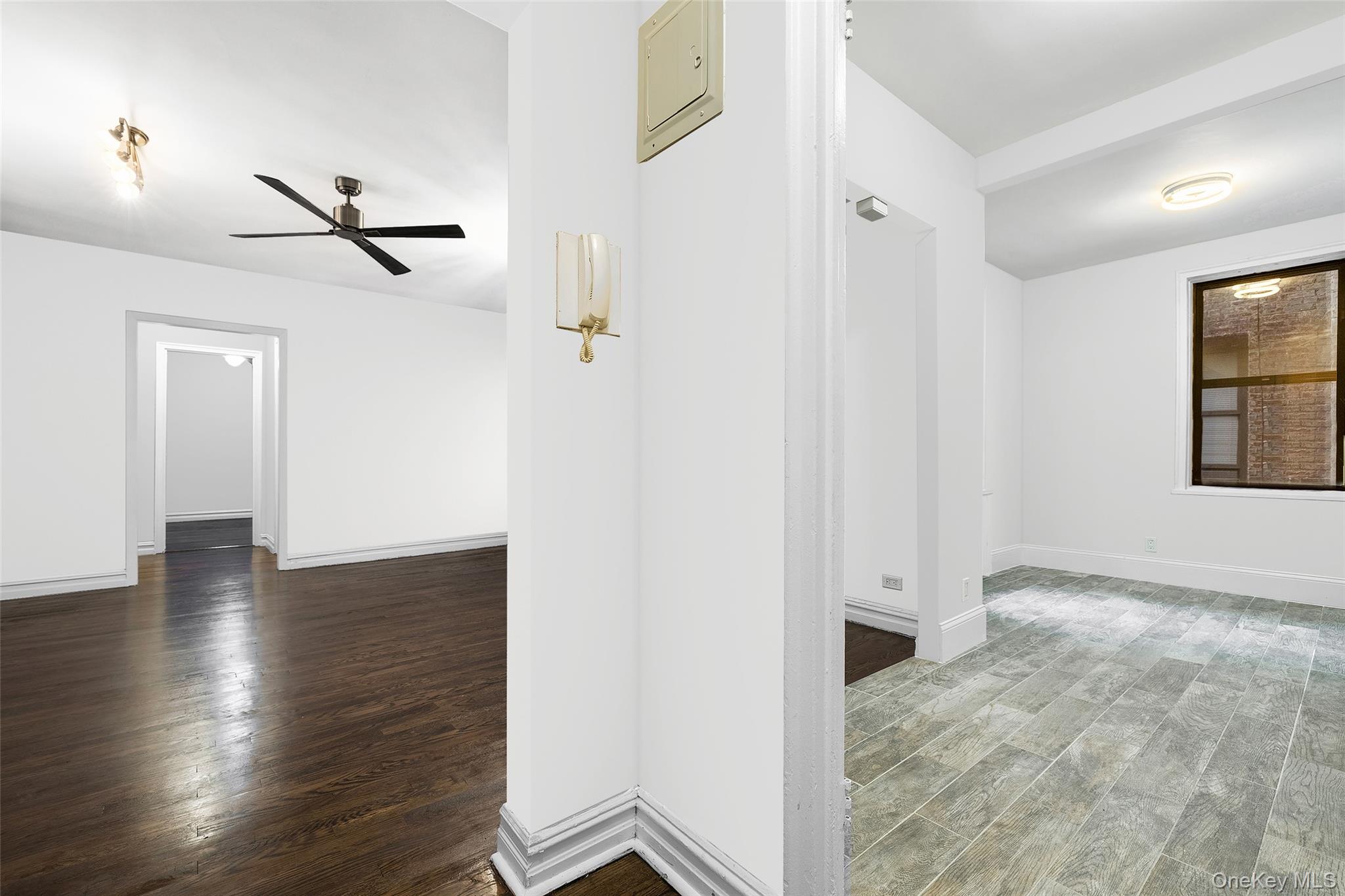 #9 photo, 860 Grand Concourse, ブロンクス区 Bronx , NY 10451