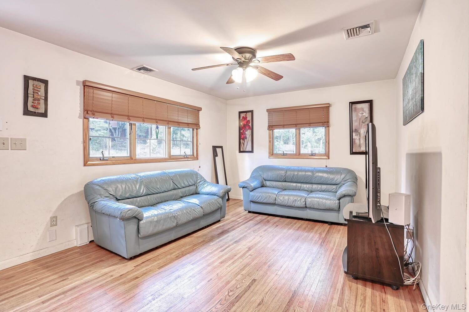 #5 photo, 115 Greenbush Road, Tappan , NY 10983