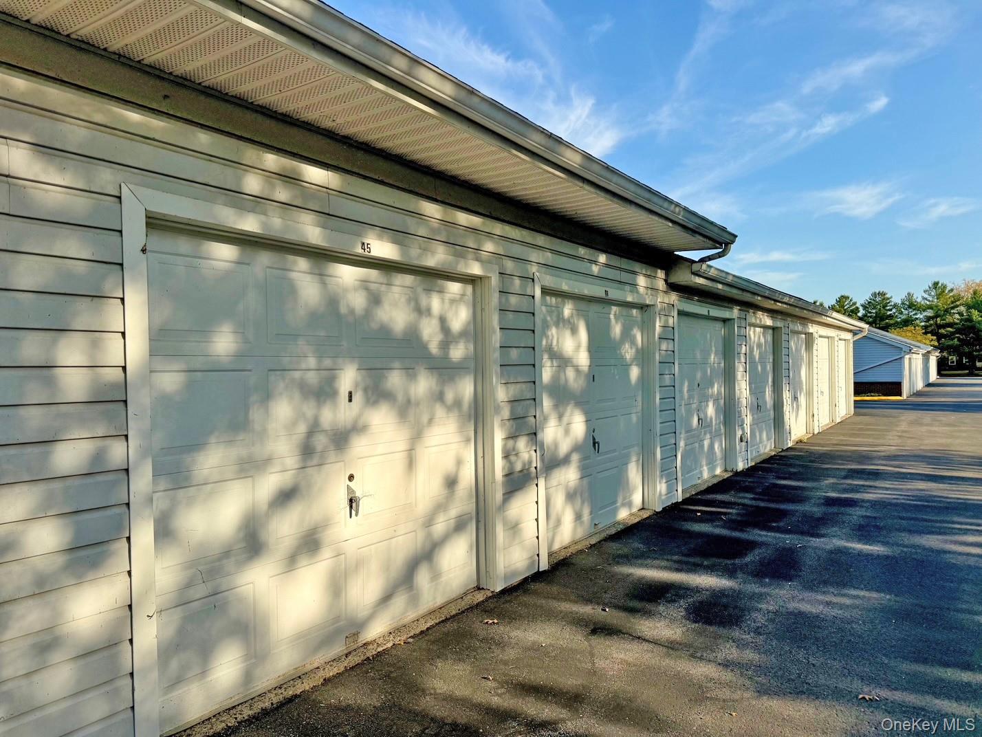 #12 photo, 45 Tivoli Gardens, Tivoli , NY 12583