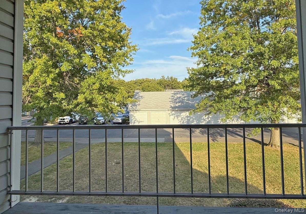 #6 photo, 45 Tivoli Gardens, Tivoli , NY 12583