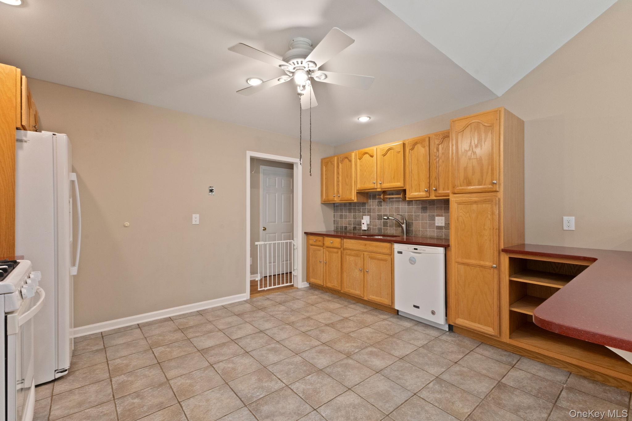 #15 photo, 19 Rockledge Road, Katonah , NY 10536