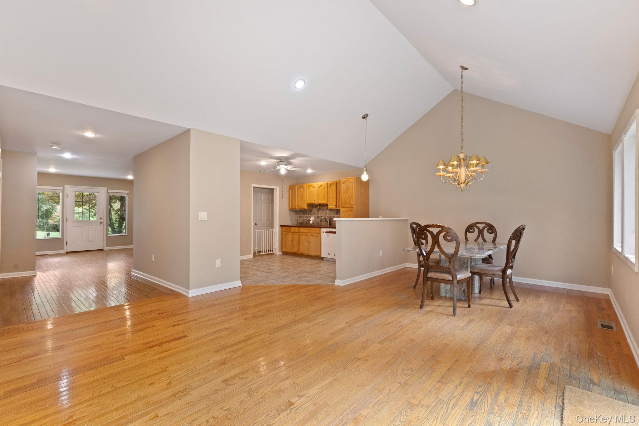 #9 photo, 19 Rockledge Road, Katonah , NY 10536