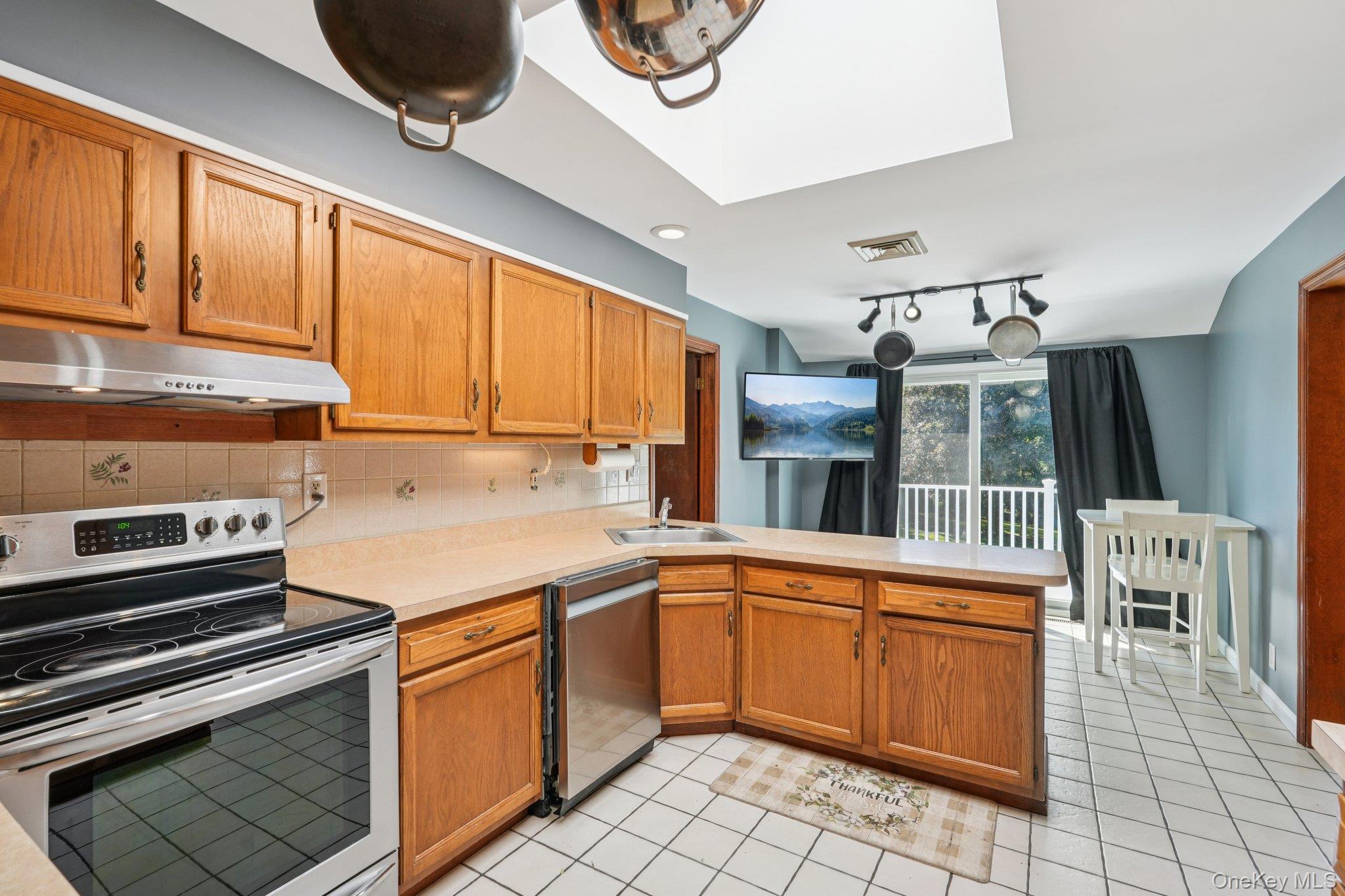 #16 photo, 10 Rebecca Drive, Pawling , NY 12564