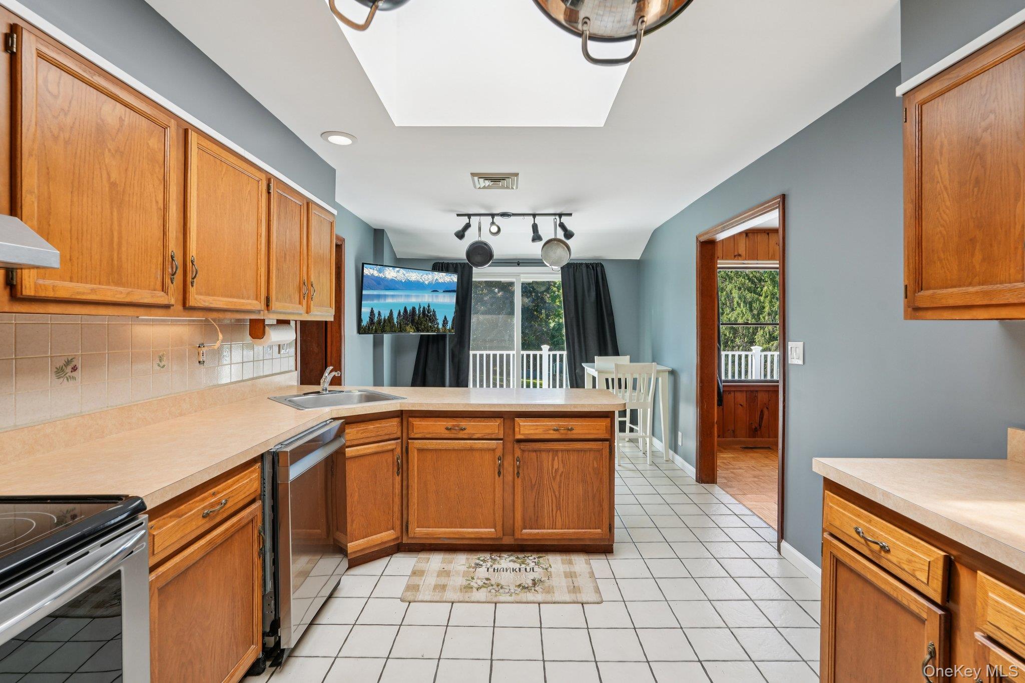 #17 photo, 10 Rebecca Drive, Pawling , NY 12564