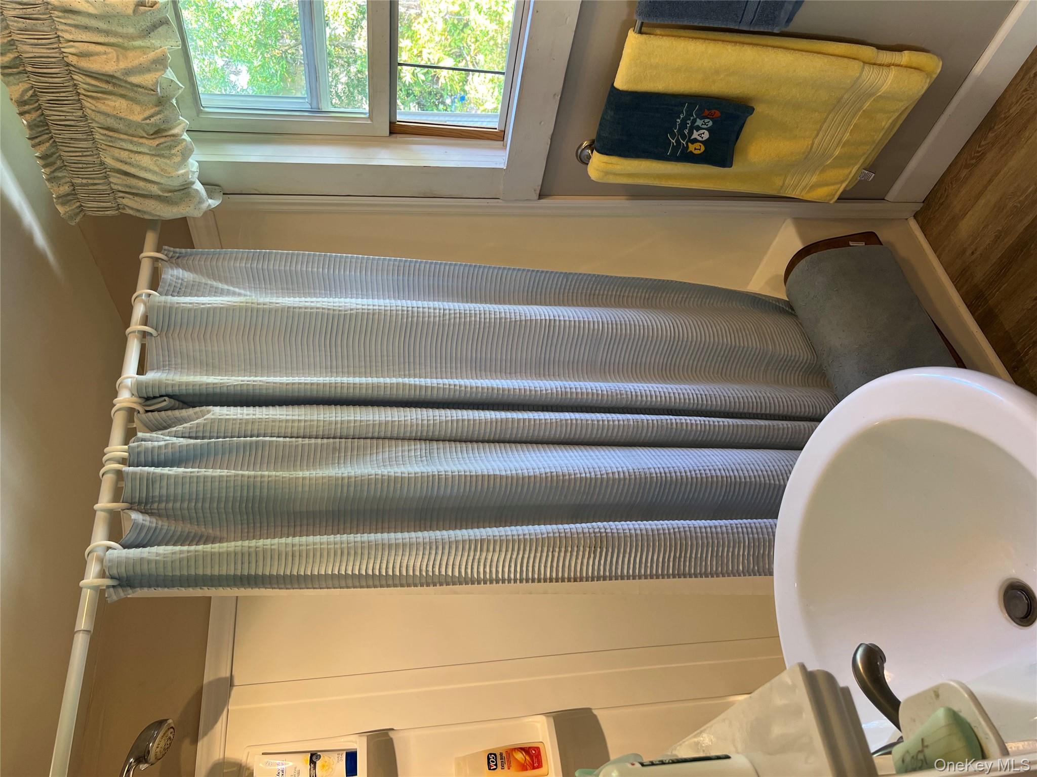 #15 photo, 2 Avon Road, Lake Peekskill , NY 10537