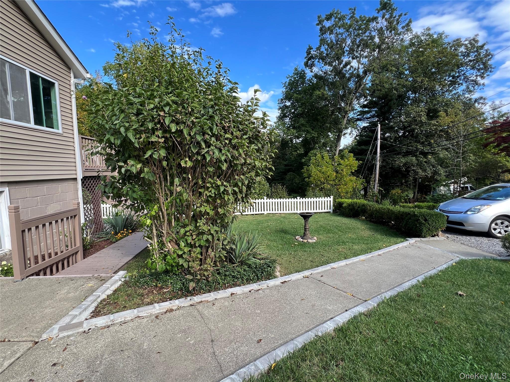 #5 photo, 2 Avon Road, Lake Peekskill , NY 10537