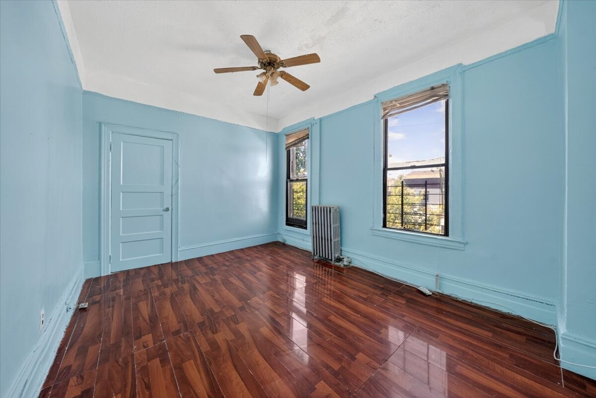 #14 photo, 350 E 169TH Street, ブロンクス区 Concourse Village , NY 10456