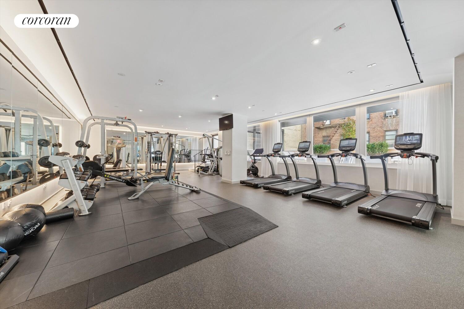 #15 photo, 150 E 23RD Street, マンハッタン Gramercy Park , NY 10010