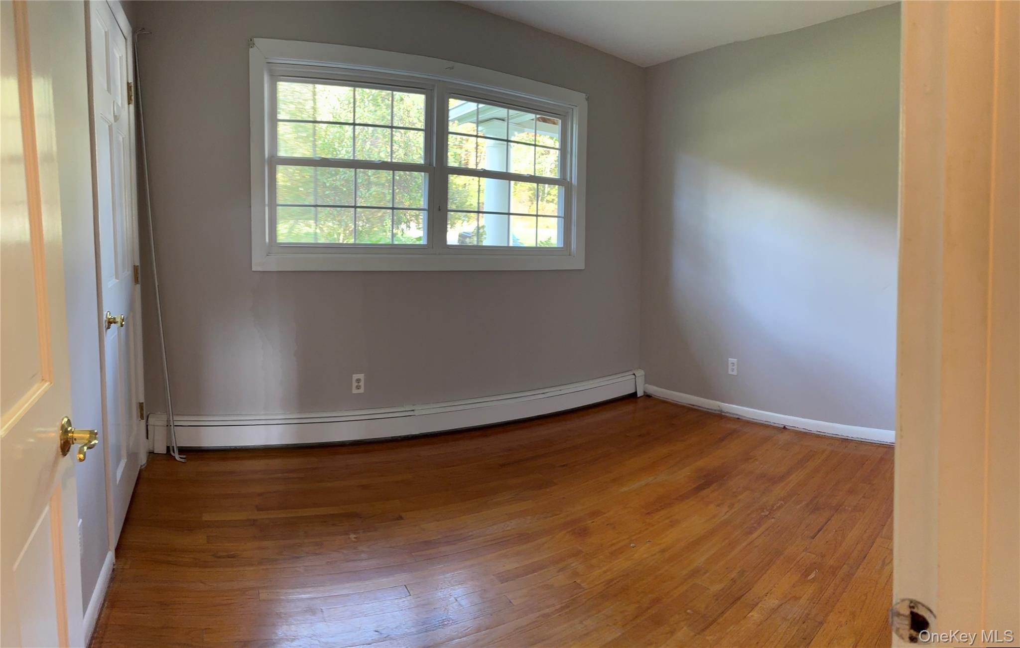 #10 photo, 886 Route 199, Red Hook , NY 12571