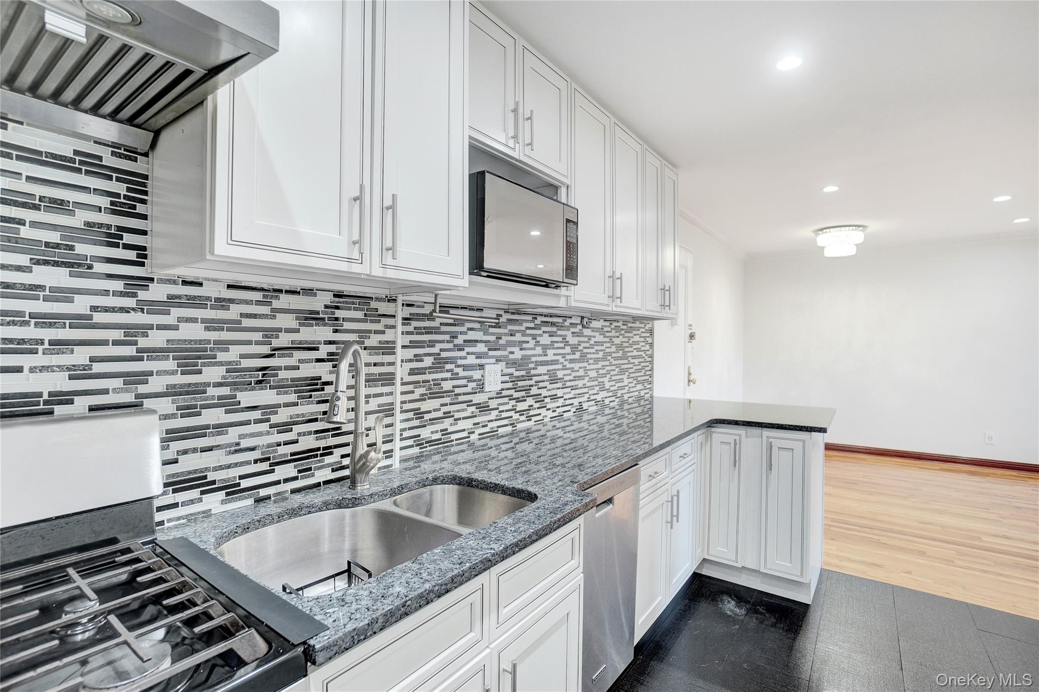 #9 photo, 141-30 84 Road, クイーンズ区 Briarwood , NY 11435