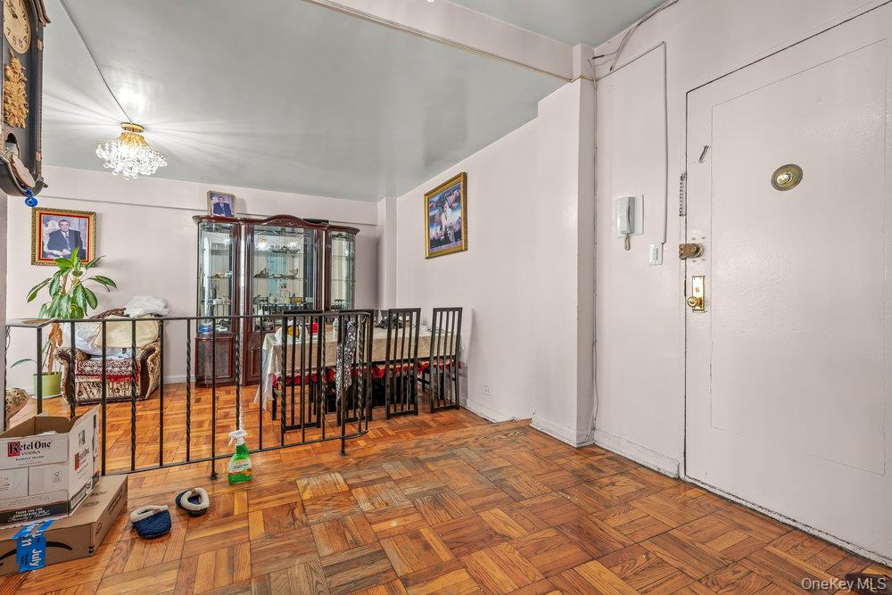 #5 photo, 98-41 64th Road, クイーンズ区 Rego Park , NY 11374