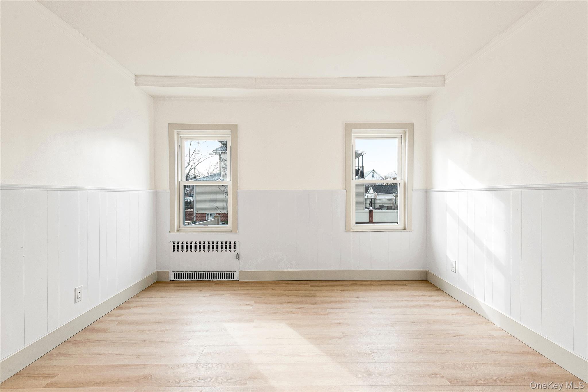 #12 photo, 93-01 71st Avenue, Forest Hills , NY 11375