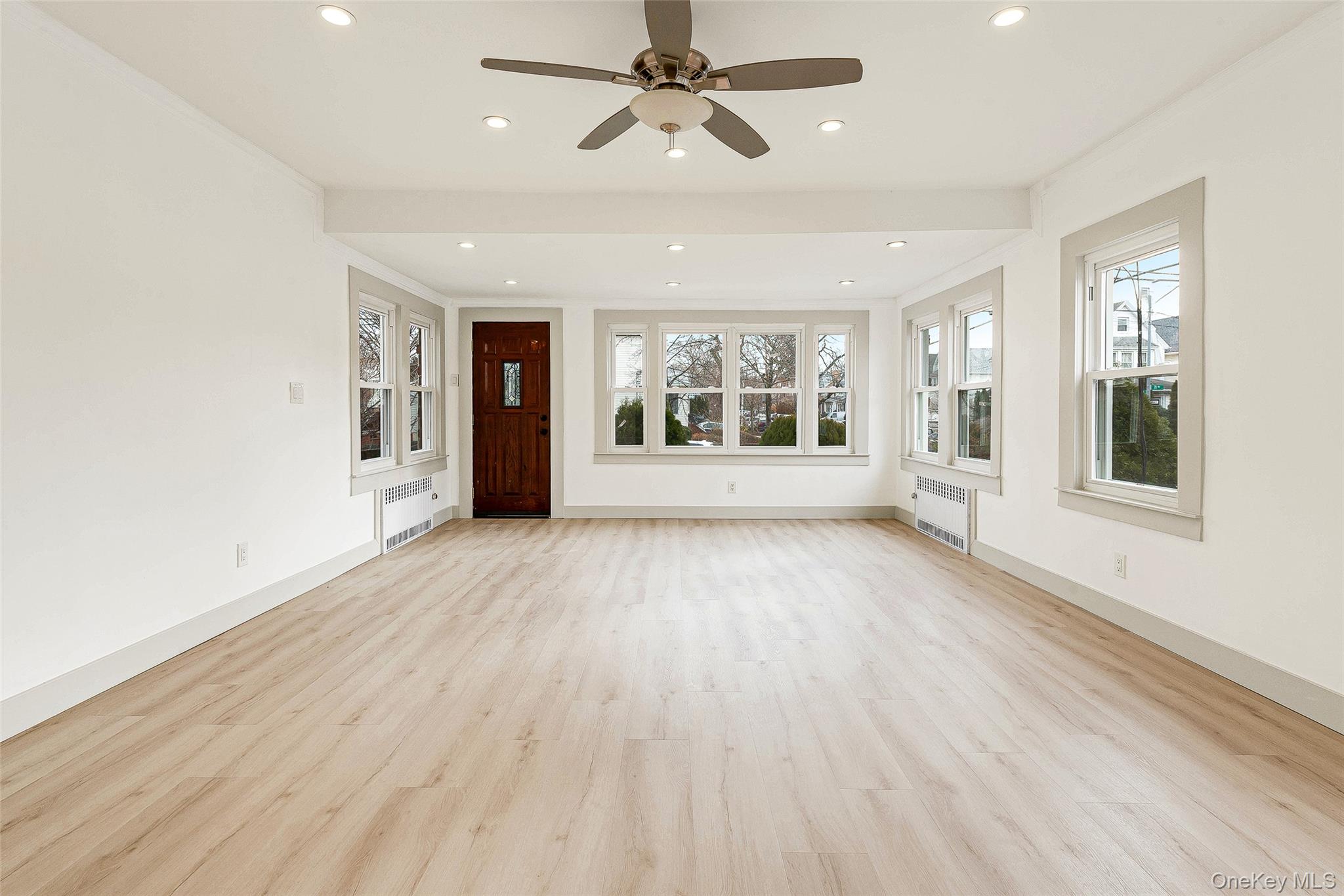 #9 photo, 93-01 71st Avenue, Forest Hills , NY 11375