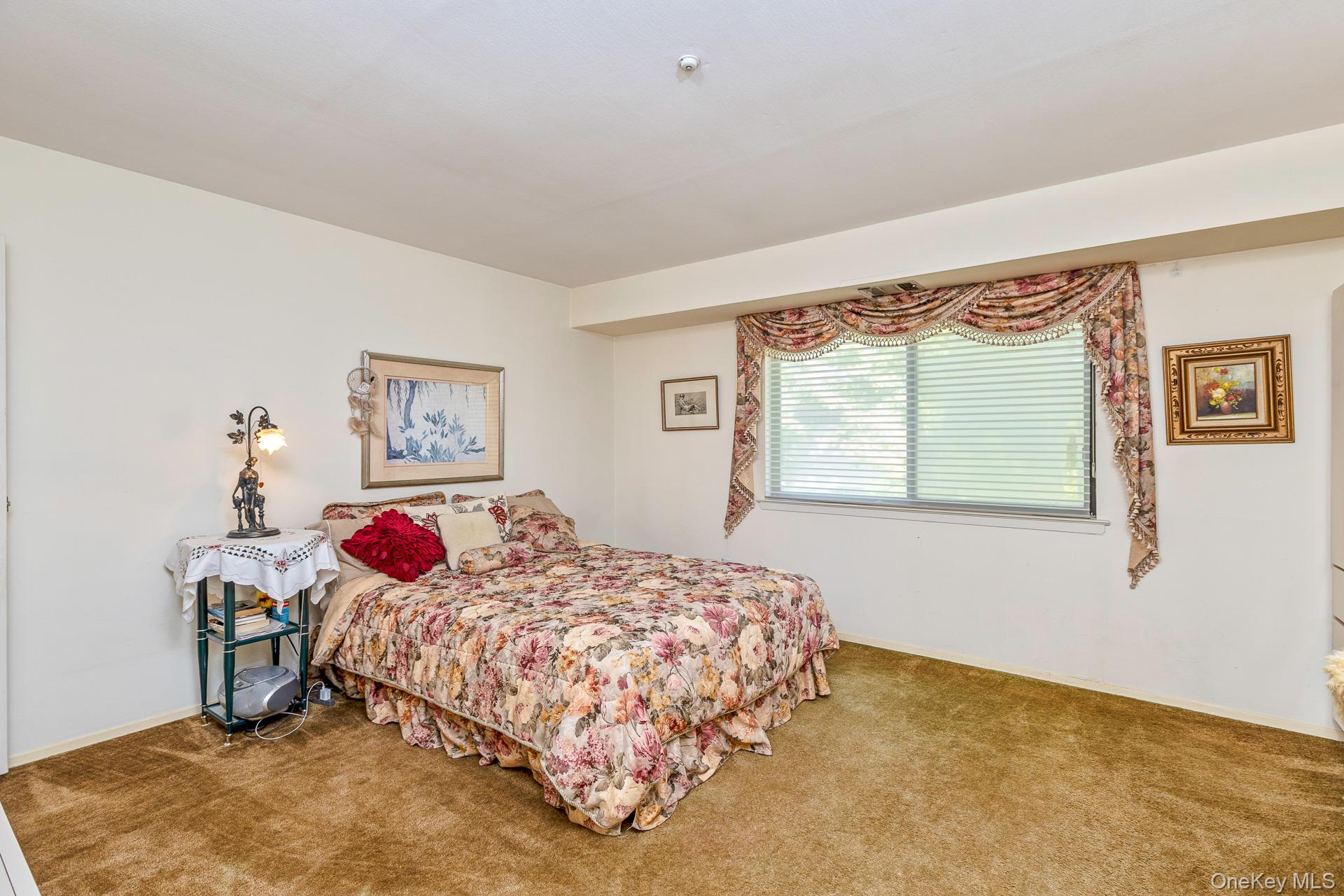 #11 photo, 202 Pointe Circle North, サフォーク郡 Coram , NY 11727