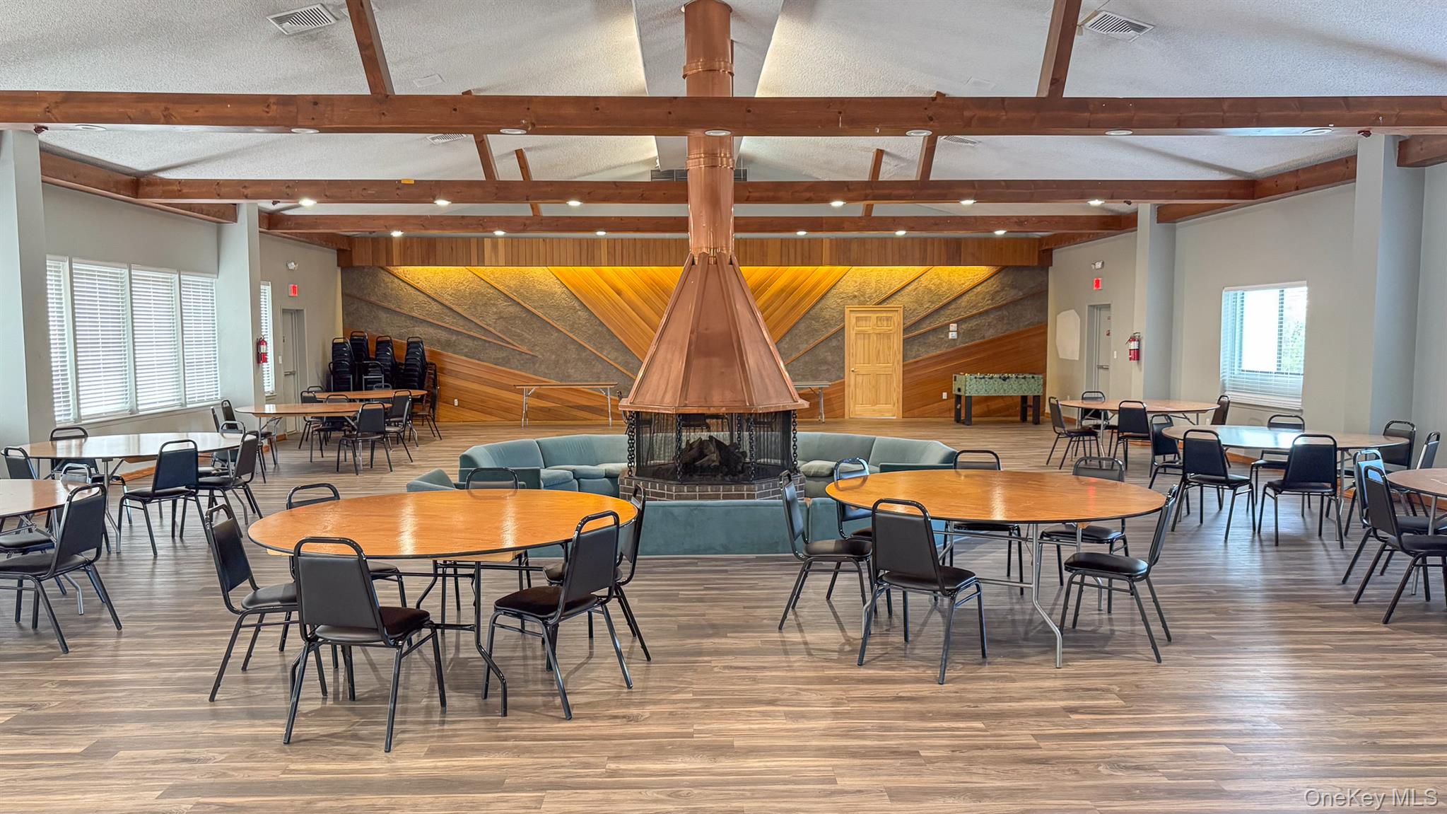 #18 photo, 202 Pointe Circle North, サフォーク郡 Coram , NY 11727