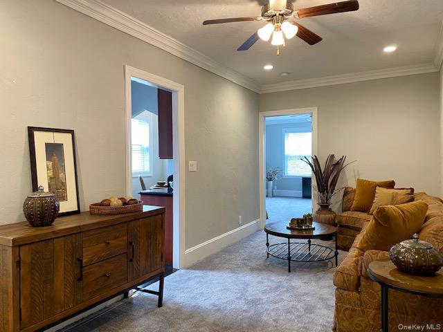 #2 photo, 1240 W Broadway, ナッソー郡 Hewlett , NY 11557