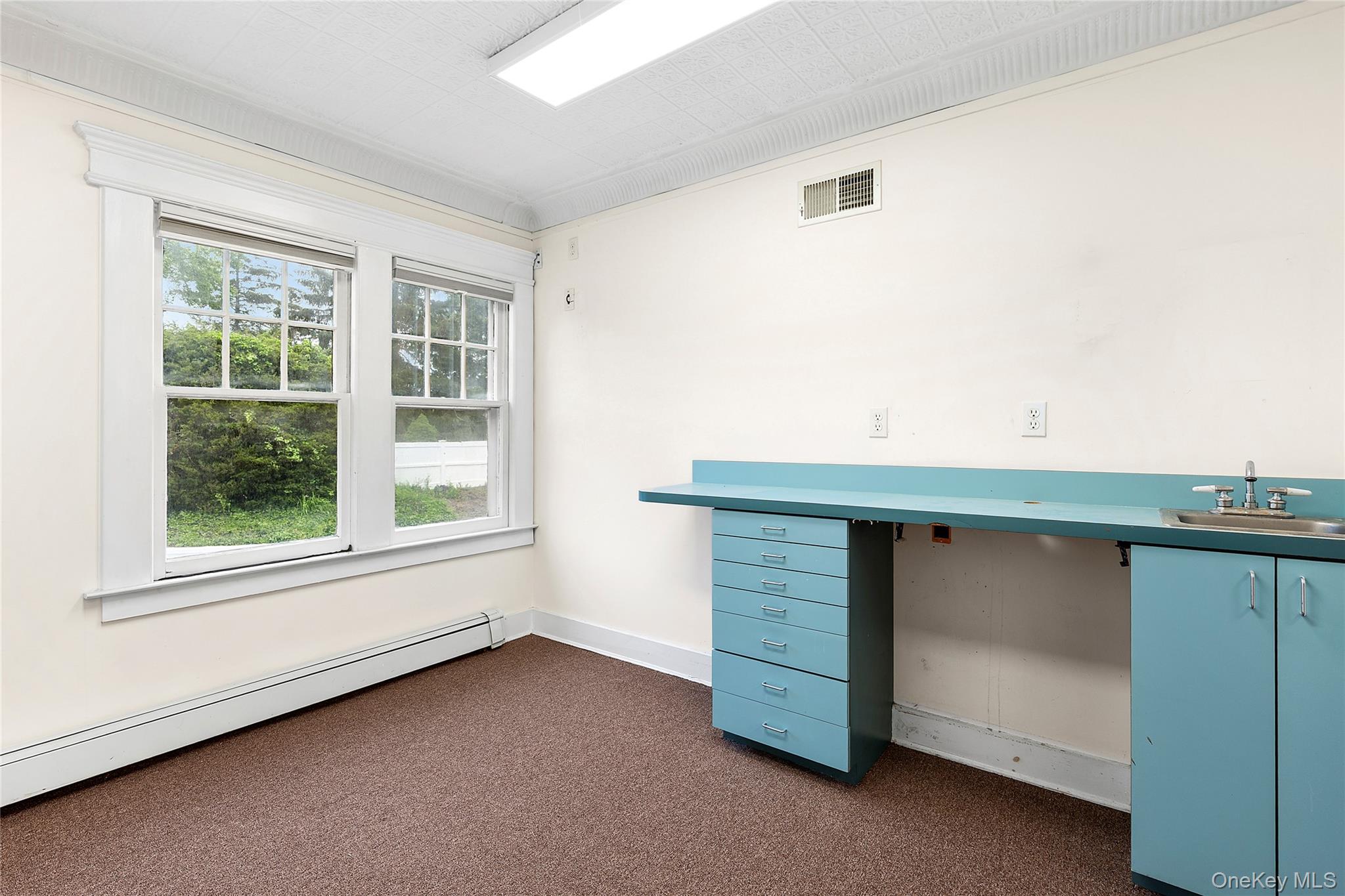 #11 photo, 1018 Roanoke Avenue, サフォーク郡 Riverhead , NY 11901