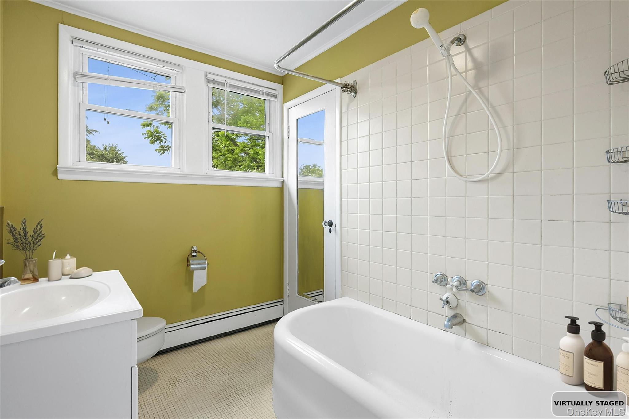 #19 photo, 1018 Roanoke Avenue, サフォーク郡 Riverhead , NY 11901