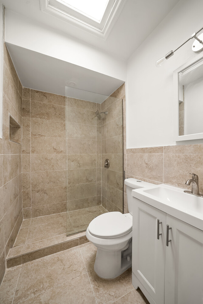 #20 photo, 5531 KINGS Highway, ブルックリン区 East Flatbush , NY 11203