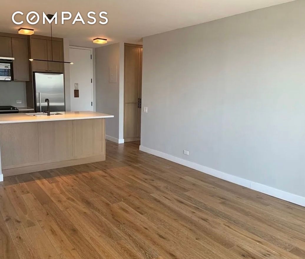 #1 photo, New York City, Hell's Kitchen , NY 10036