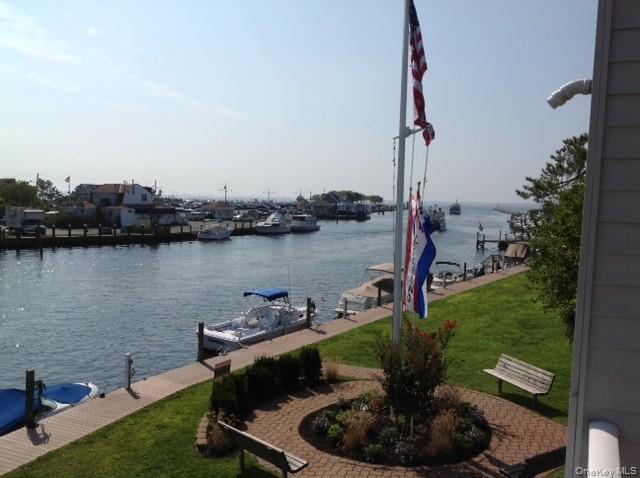 #2 photo, 6 Watergate Lane, サフォーク郡 Patchogue , NY 11772