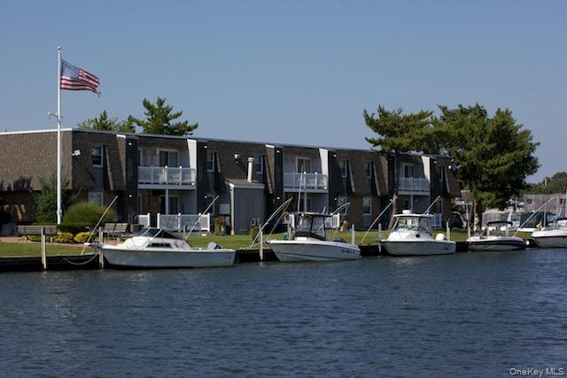 #3 photo, 28 Midship Lane, サフォーク郡 Patchogue , NY 11772