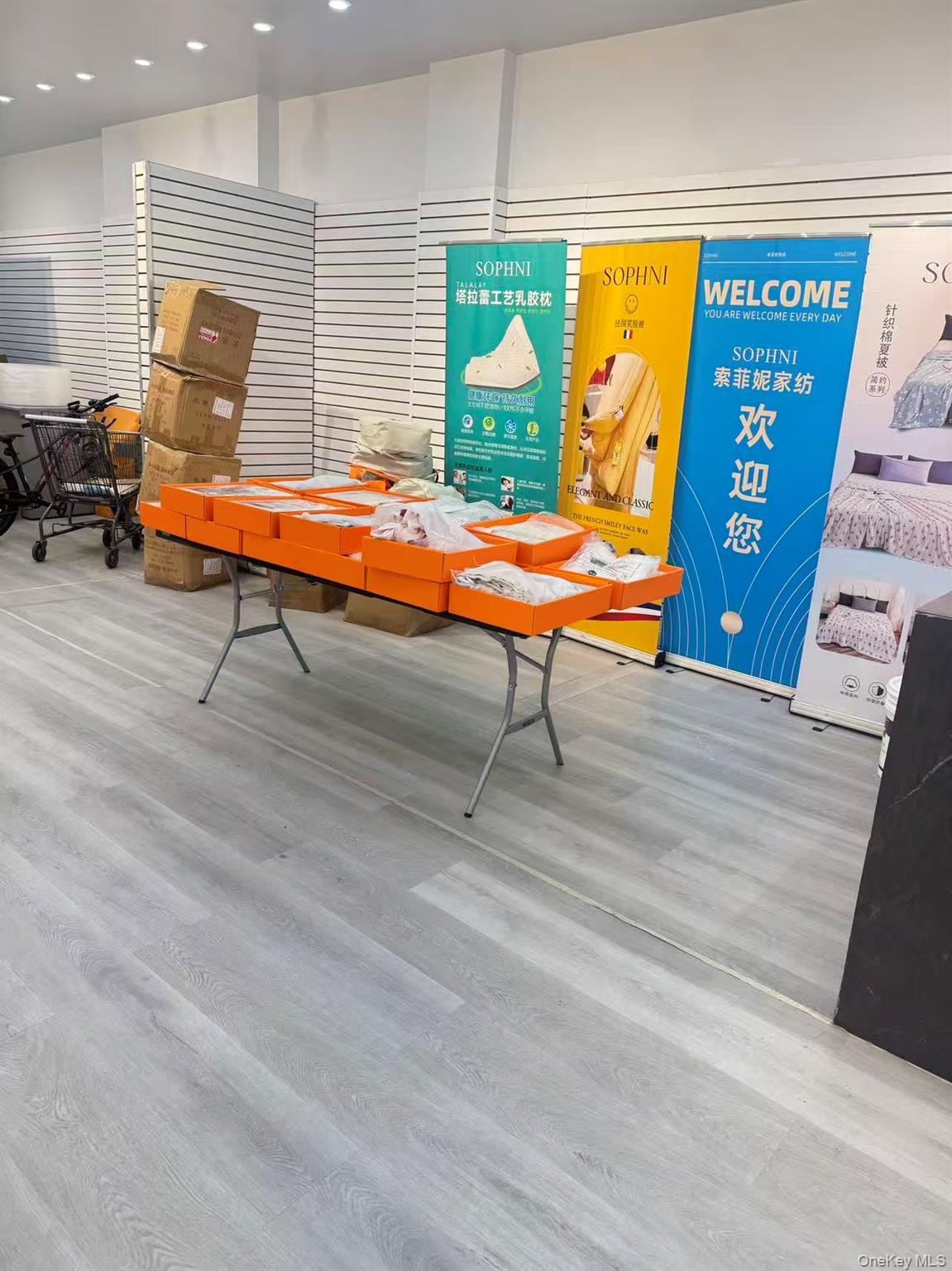 #5 photo, 136-77 Roosevelt Avenue, クイーンズ区 Flushing , NY 11354