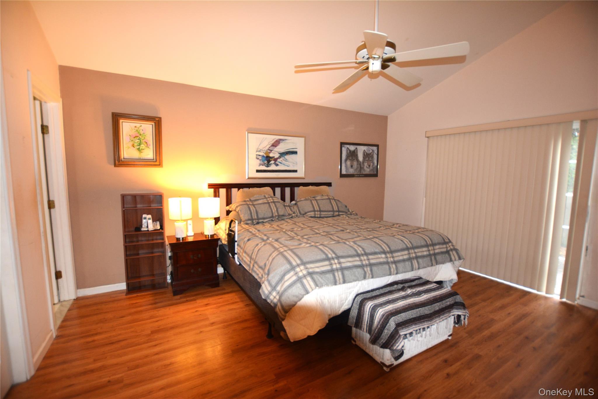 #15 photo, 1 Willow Court, サフォーク郡 Manorville , NY 11949