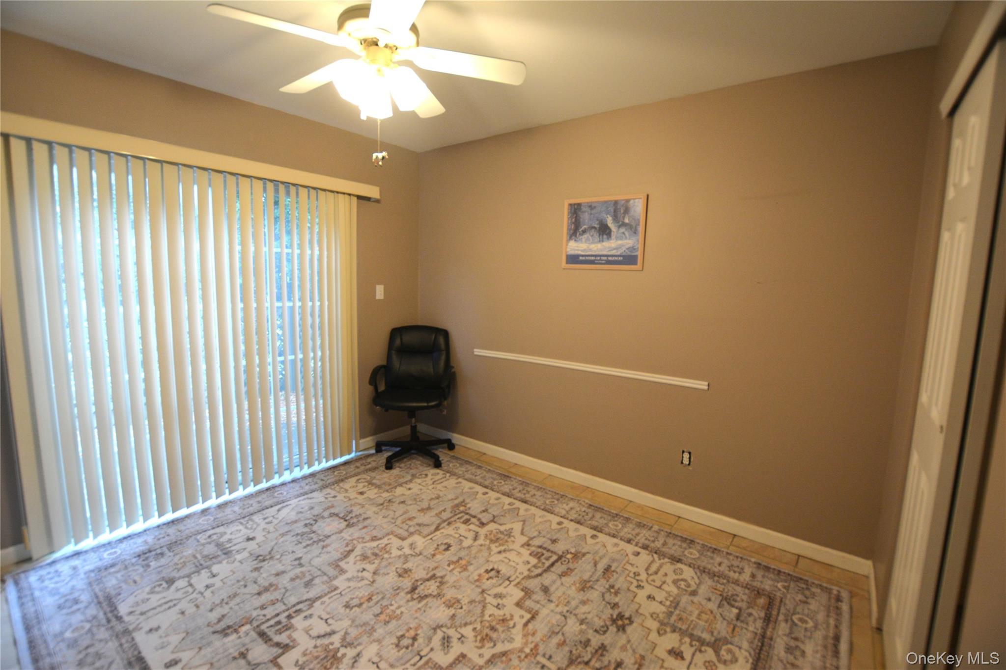 #18 photo, 1 Willow Court, サフォーク郡 Manorville , NY 11949