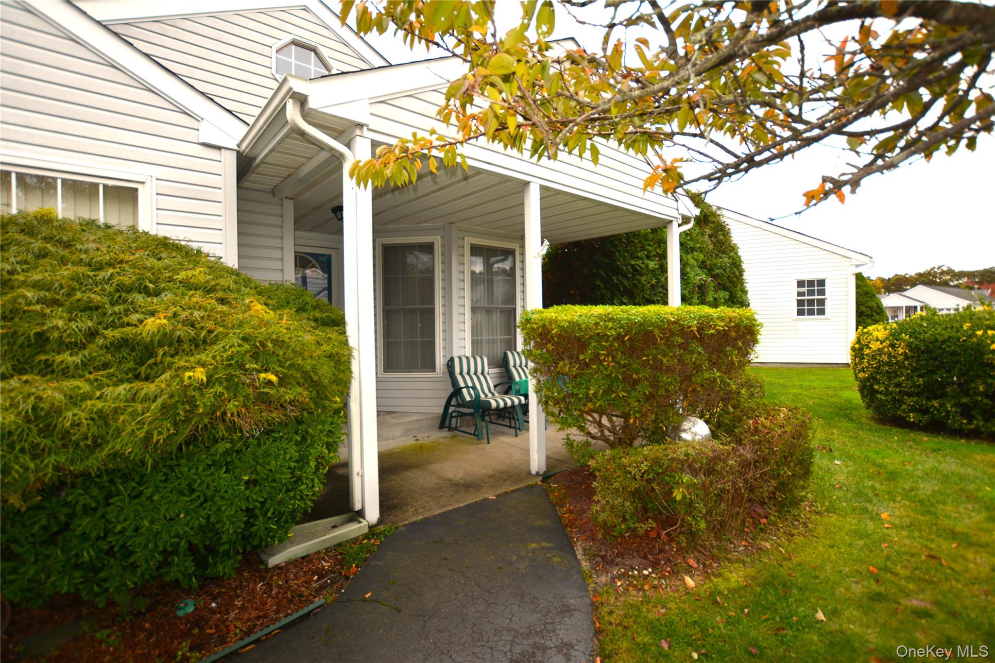 #4 photo, 1 Willow Court, サフォーク郡 Manorville , NY 11949