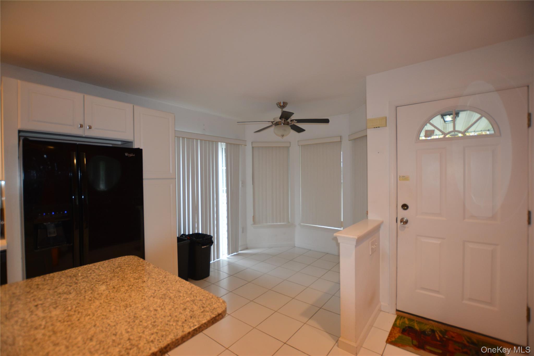 #5 photo, 1 Willow Court, サフォーク郡 Manorville , NY 11949