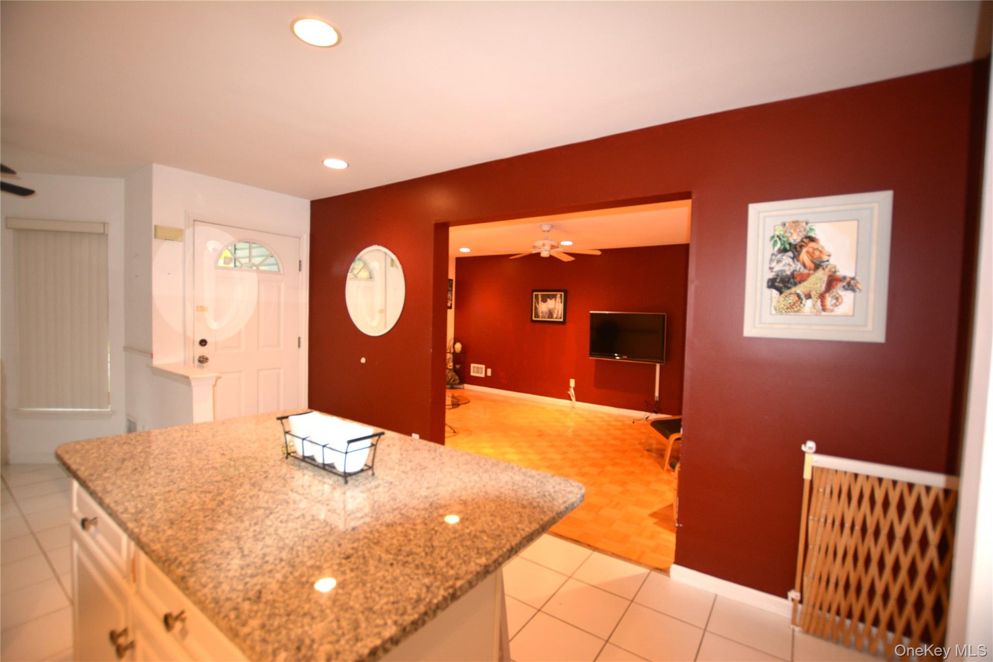 #6 photo, 1 Willow Court, サフォーク郡 Manorville , NY 11949