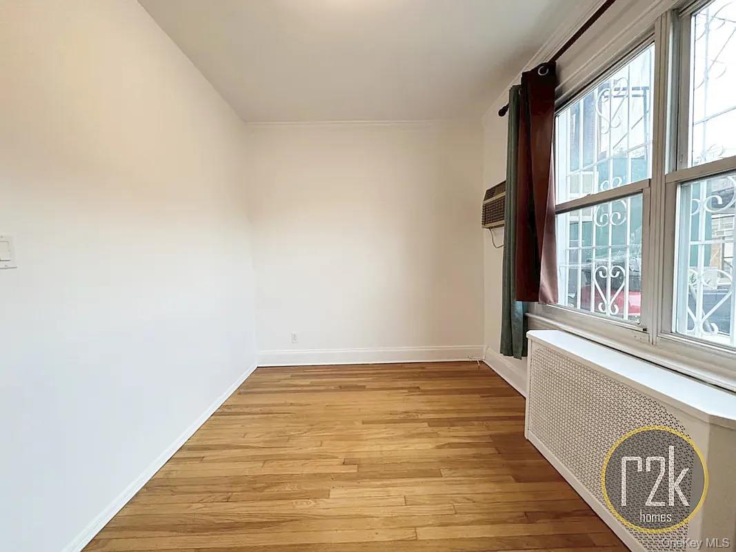 #16 photo, 63-88 Wetherole Street, クイーンズ区 Flushing , NY 11374