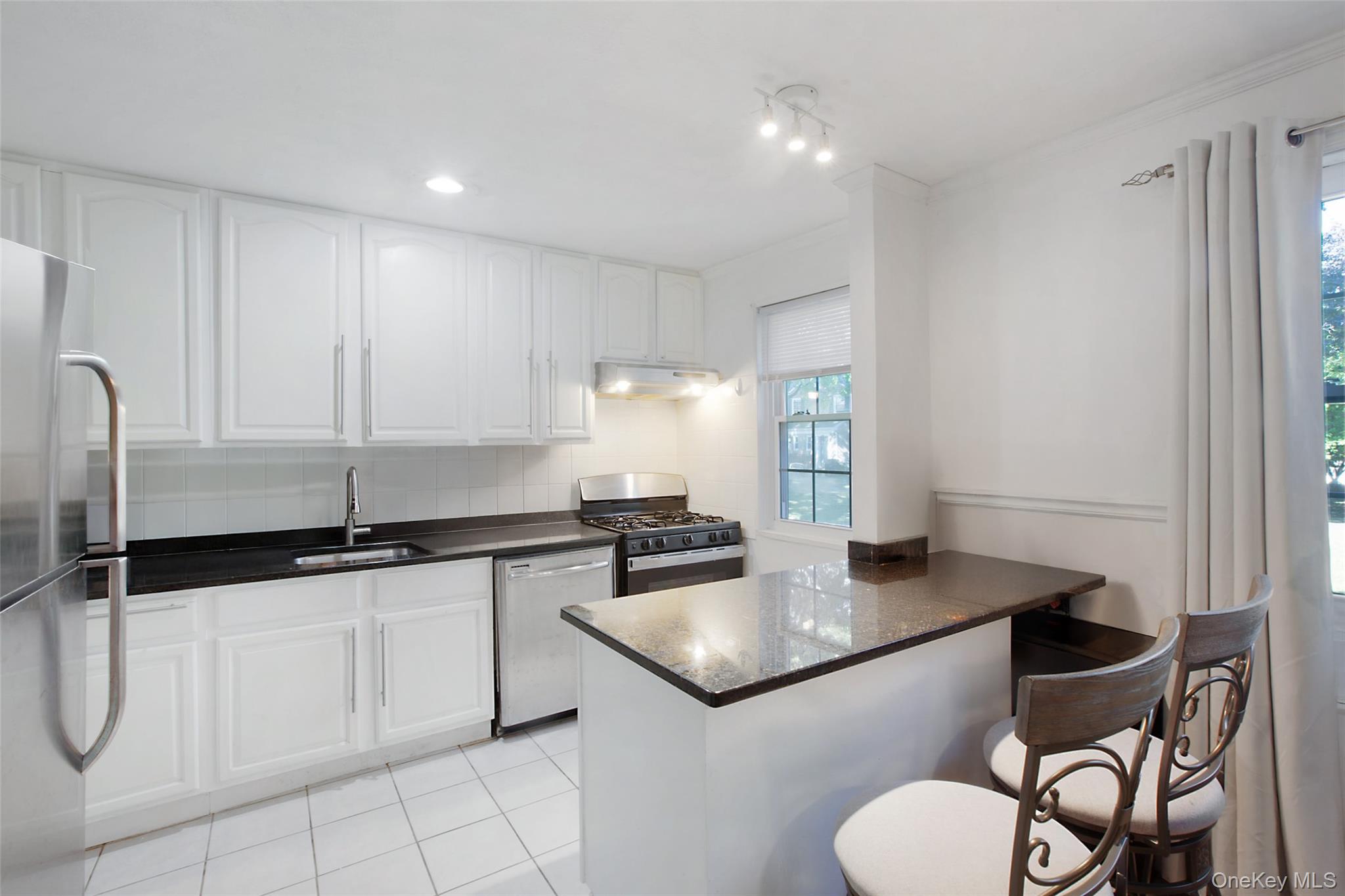 #1 photo, 224-62 Horace Harding Expressway, クイーンズ区 Bayside , NY 11364