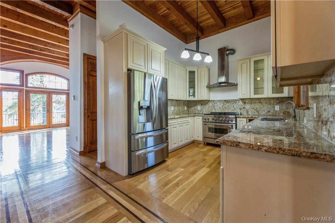 #3 photo, 48A Lakewood Drive, Congers , NY 10920