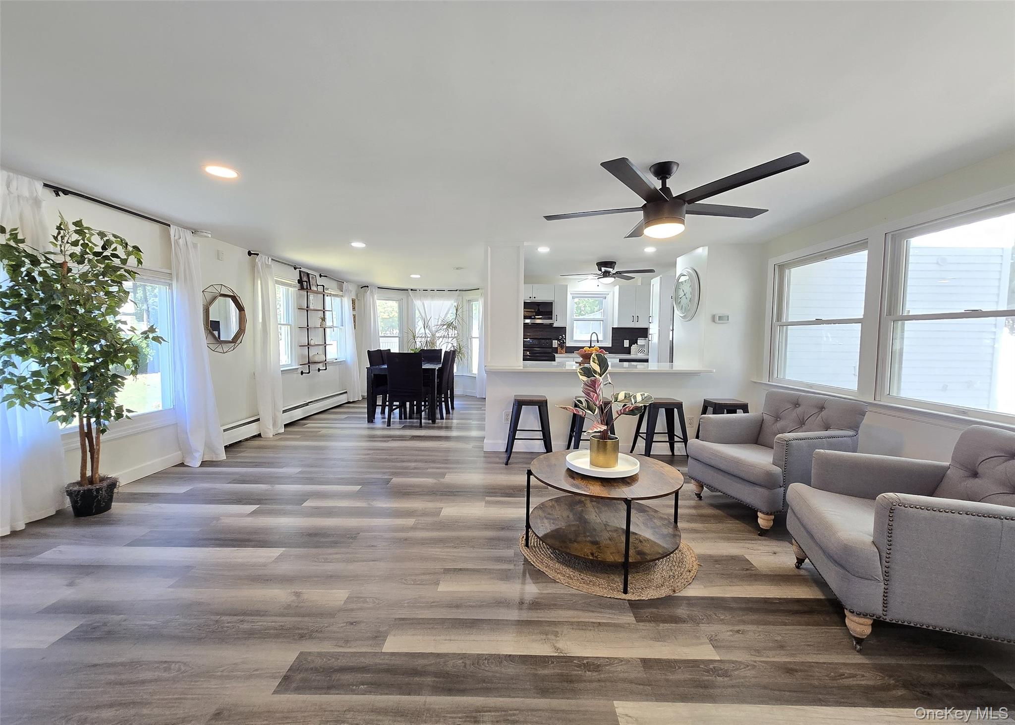 #8 photo, 69 Gould Road, サフォーク郡 Centereach , NY 11720