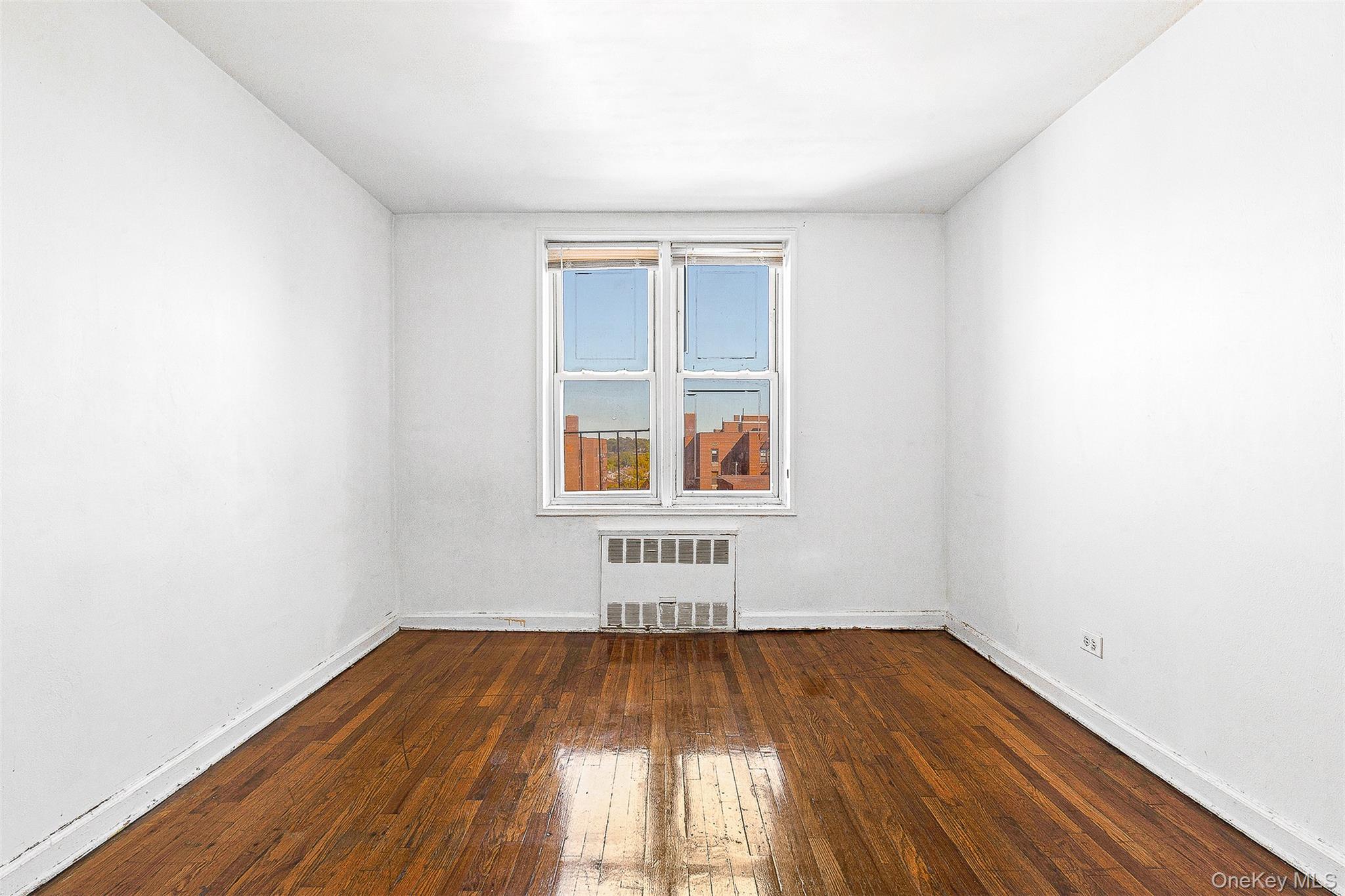 #17 photo, 62-59 108th Street, クイーンズ区 Forest Hills , NY 11375