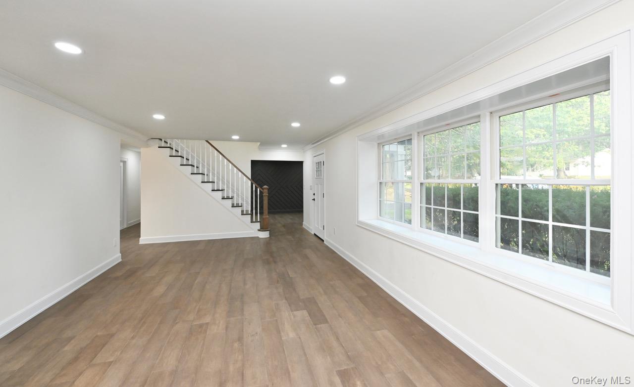 #5 photo, 2 Little Hill Road, サフォーク郡 East Setauket , NY 11733