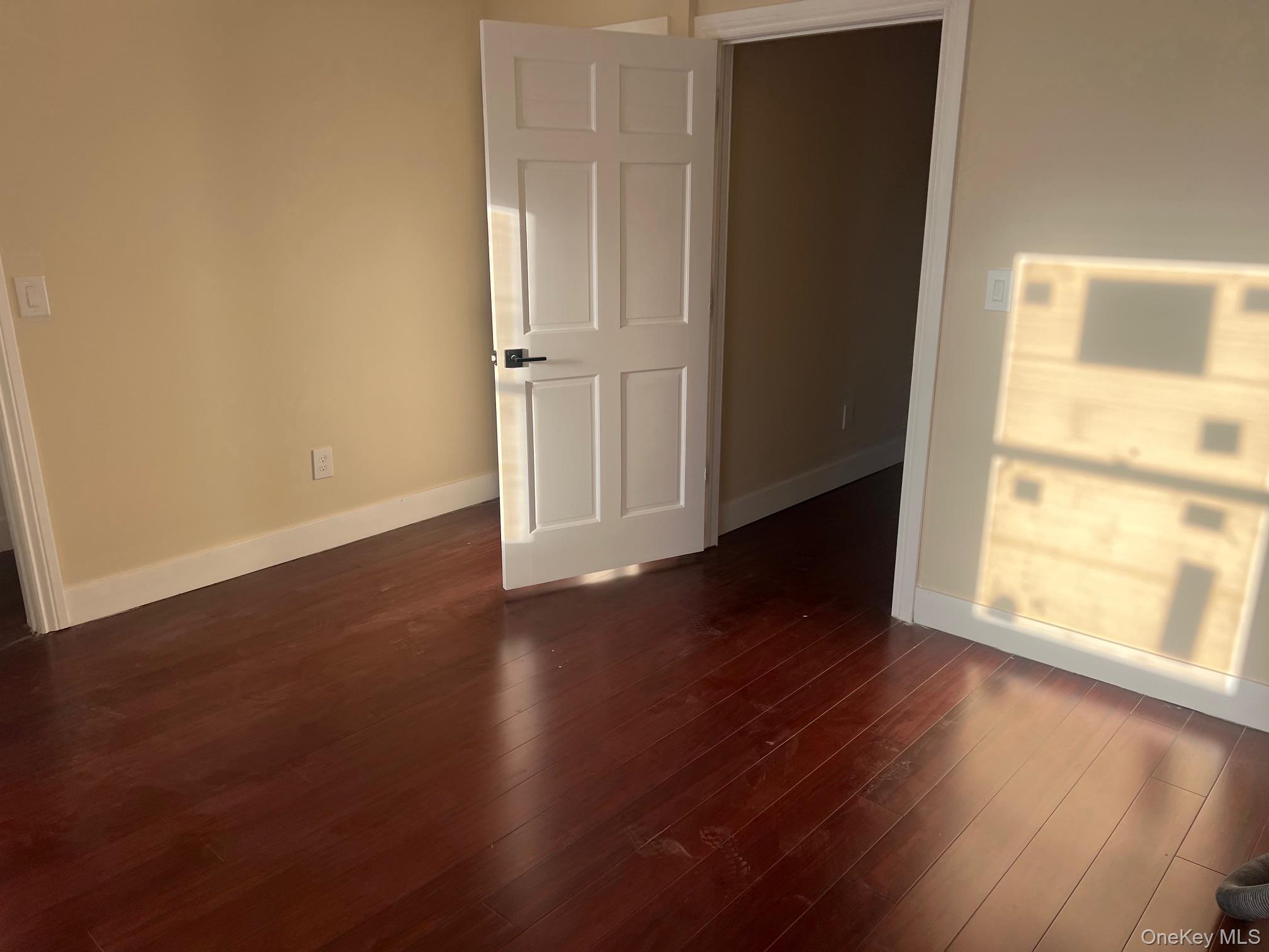 #16 photo, 66 WARNER Avenue, ナッソー郡 Hempstead , NY 11550