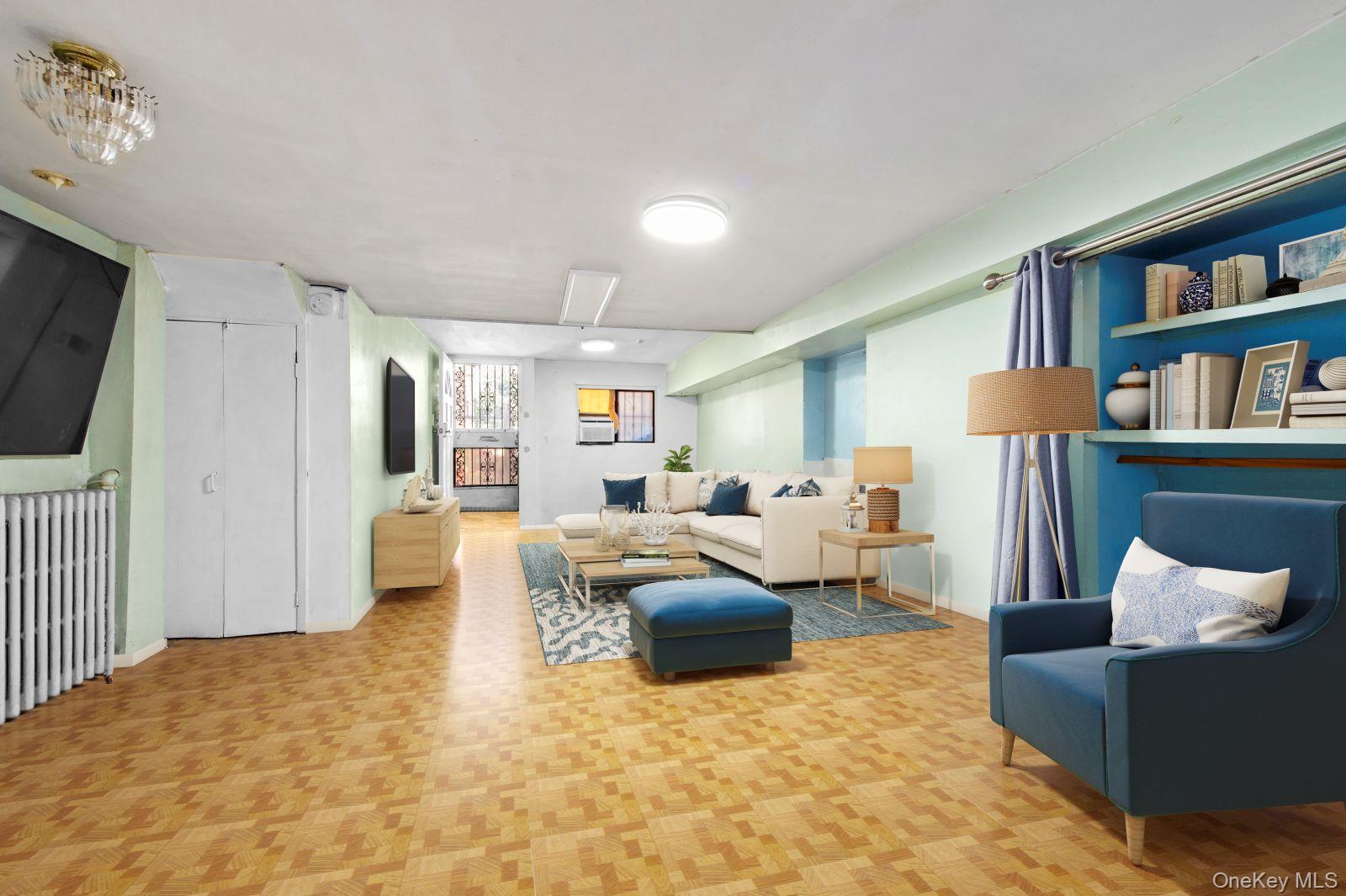 #1 photo, 3057 14th Street, クイーンズ区 Astoria , NY 11102