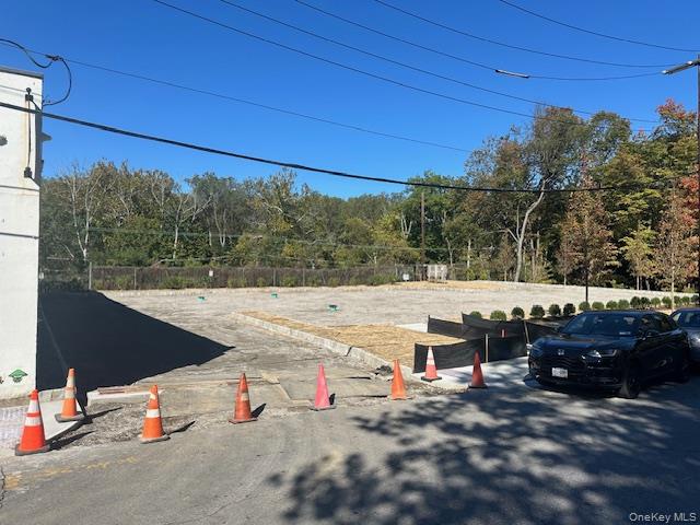 #2 photo, 290 Ferris Avenue, White Plains , NY 10603