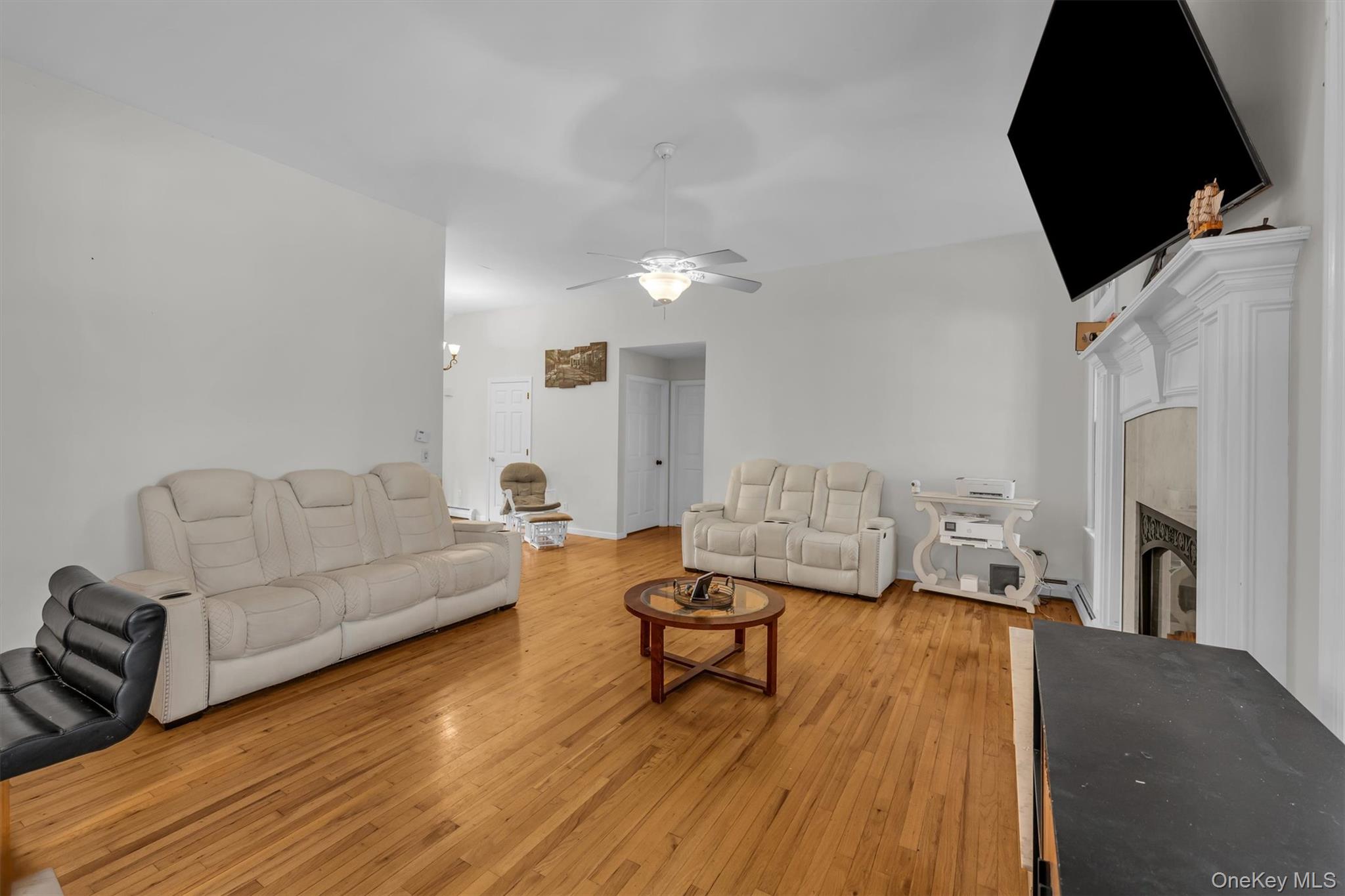 #12 photo, 156 N Woods Road, サフォーク郡 Baiting Hollow , NY 11933