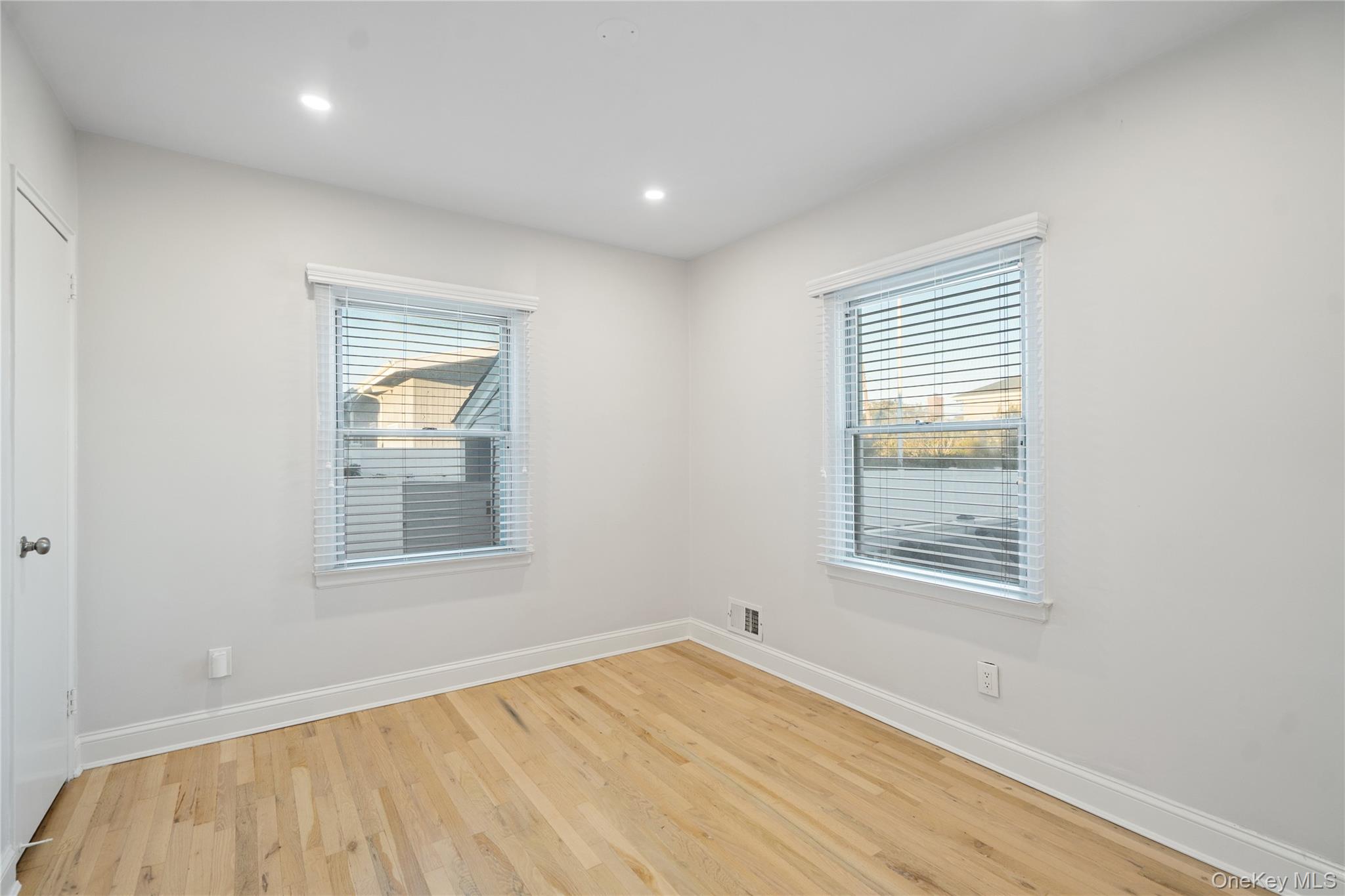 #11 photo, 2000 Ocean Boulevard, ナッソー郡 Atlantic Beach , NY 11509