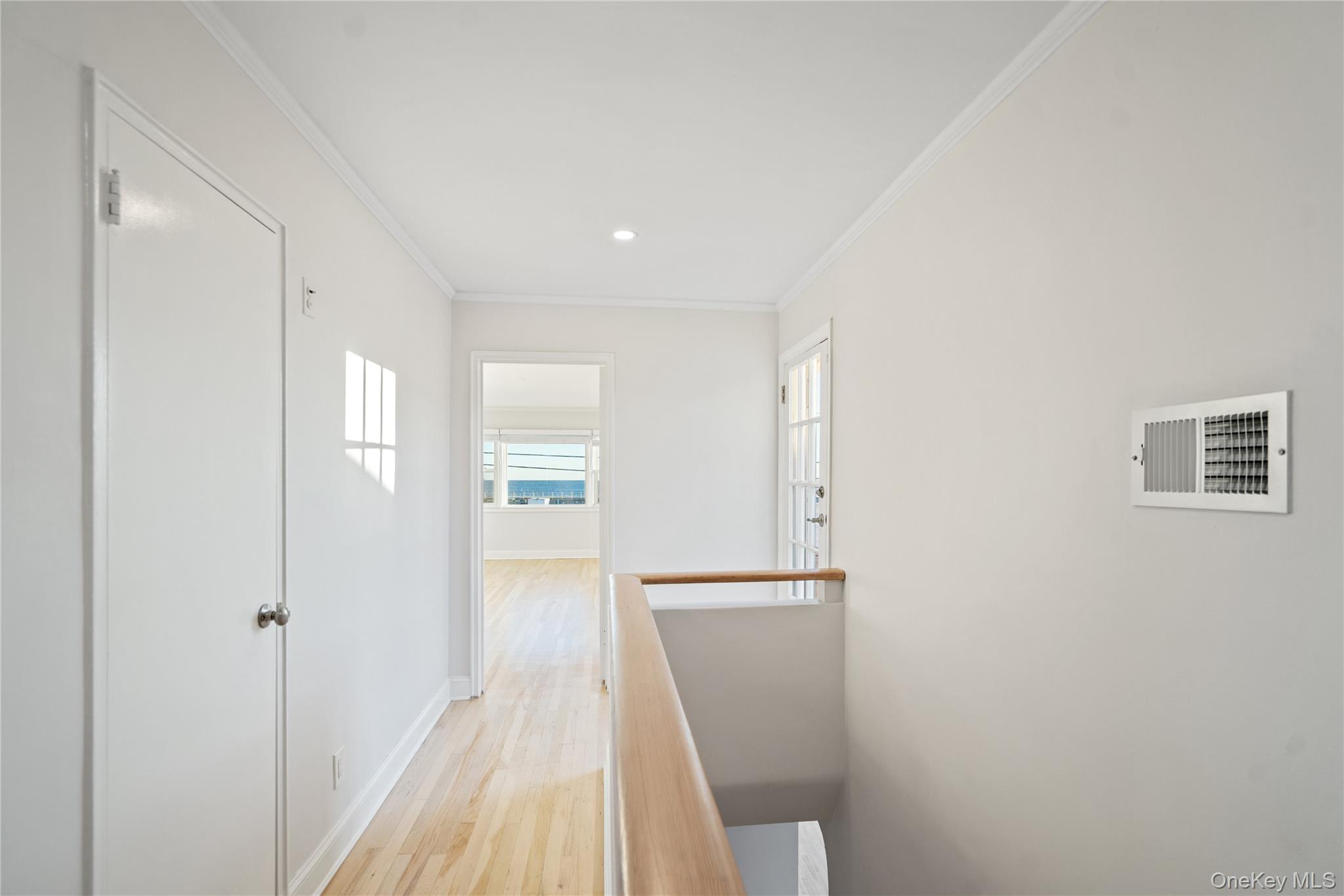 #14 photo, 2000 Ocean Boulevard, ナッソー郡 Atlantic Beach , NY 11509