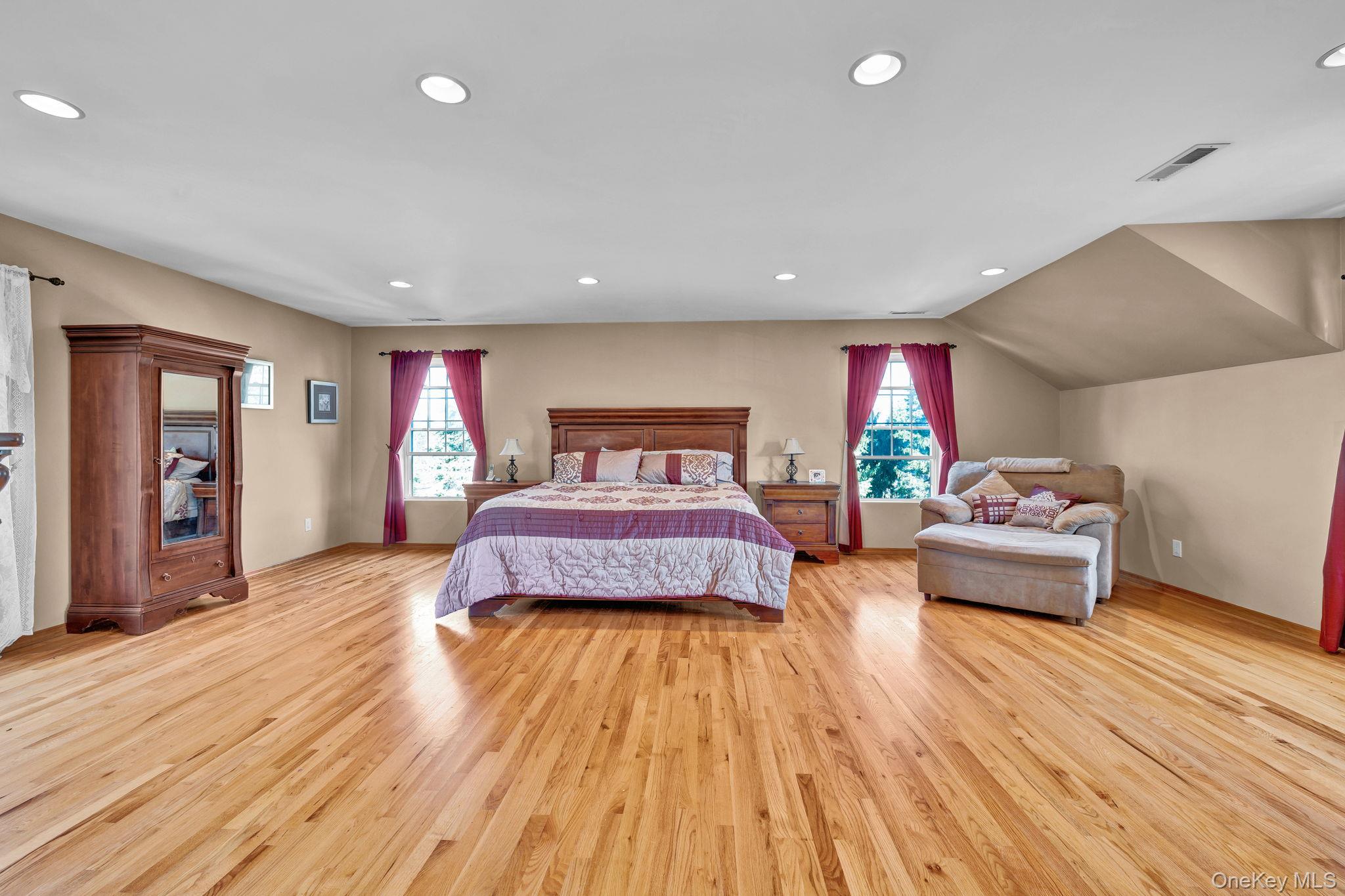 #18 photo, 4 Applesauce Lane, Wappingers Falls , NY 12590