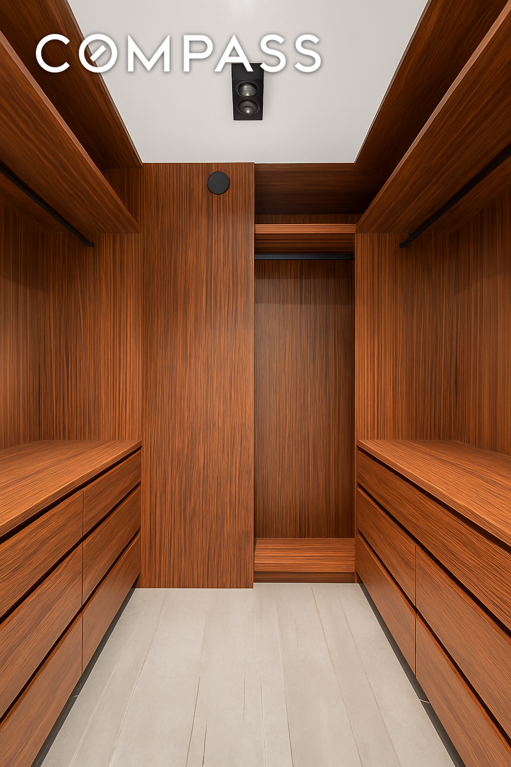 #8 photo, 619 E 6th Street, マンハッタン East Village , NY 10009