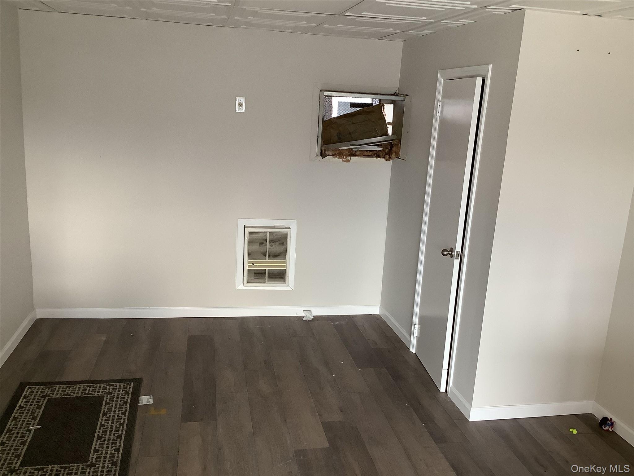 #10 photo, 13507 Crossbay Boulevard, クイーンズ区 Ozone Park , NY 11417