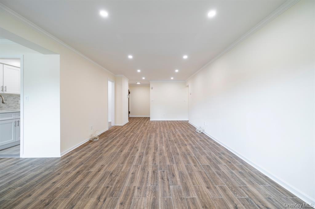 #3 photo, 77 S Park Avenue, ナッソー郡 Rockville Centre , NY 11570